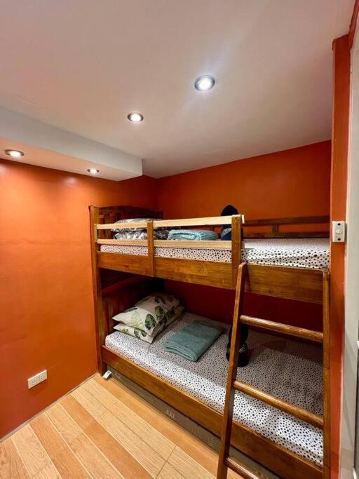 Apartment Huge & Vibrant 2 Bedroom Unit In Cebu