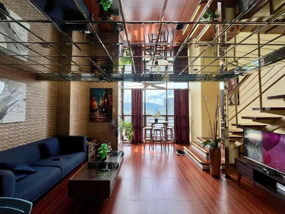 Huge & Vibrant 2 Bedroom Unit In Cebu